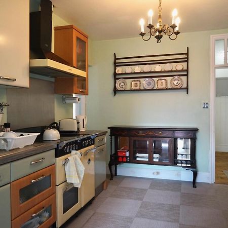 Sunny Ensuite Room And Annex Near Tottenham Stadium London Bagian luar foto